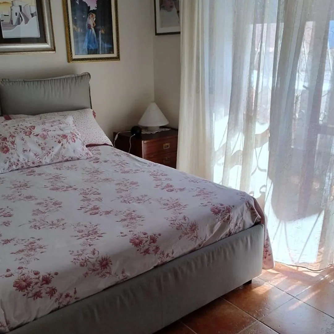 Villa Rosa バーリ アパート